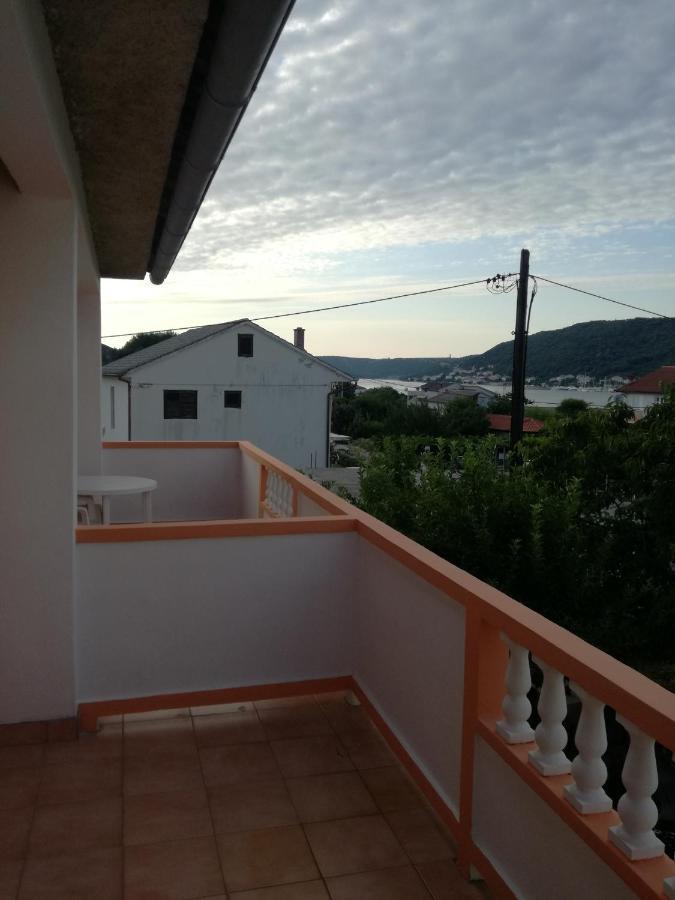 Apartments With A Parking Space Supetarska Draga - Donja, Rab - 15999 Экстерьер фото