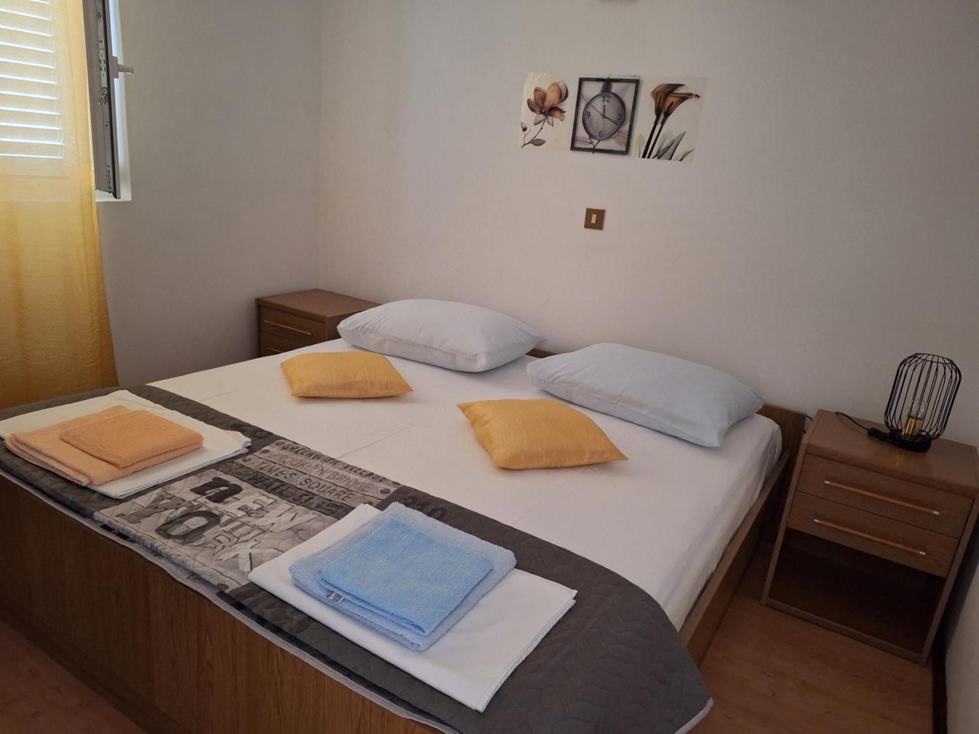 Apartments With A Parking Space Supetarska Draga - Donja, Rab - 15999 Экстерьер фото